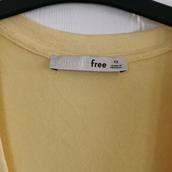 EUC Wilfred Brosh T-Shirt XS - Picture 2 of 3